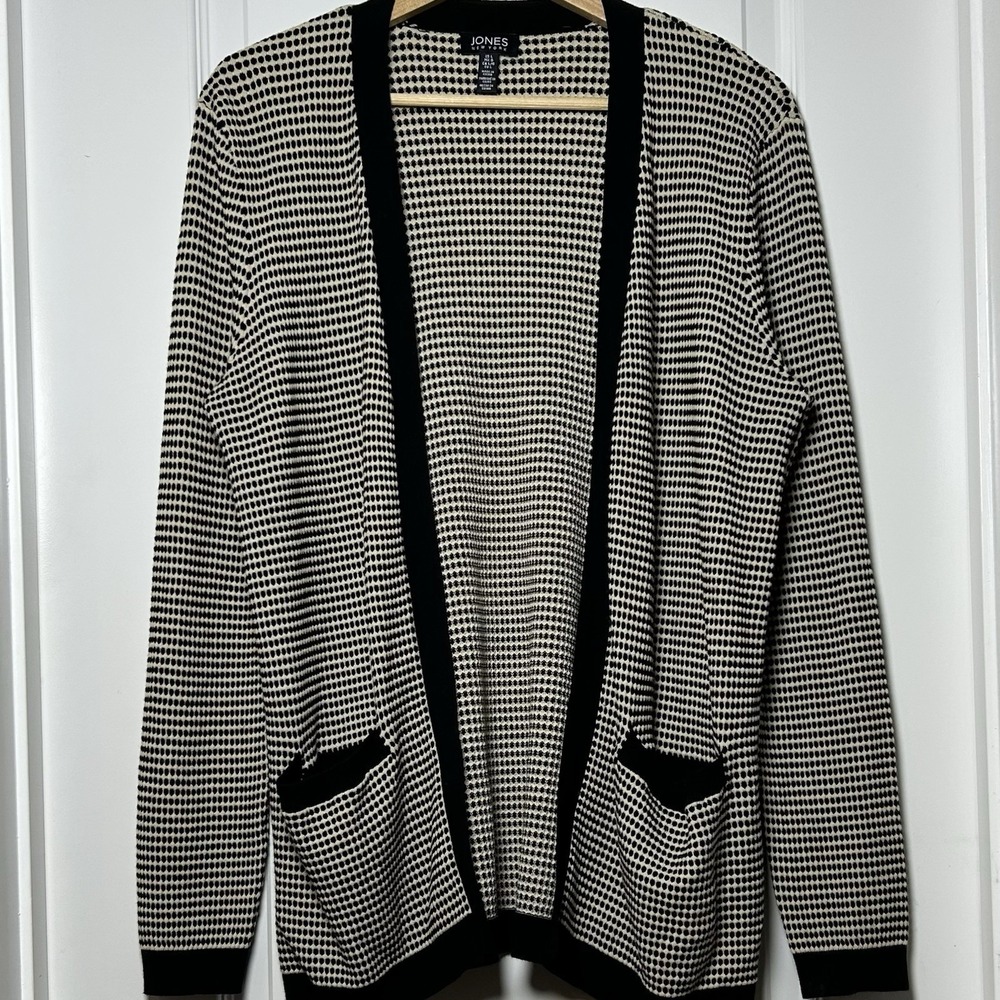 Jones New York Camel Black Jacquard Dot Open Front Patch Pockets Cuffed Cardigan